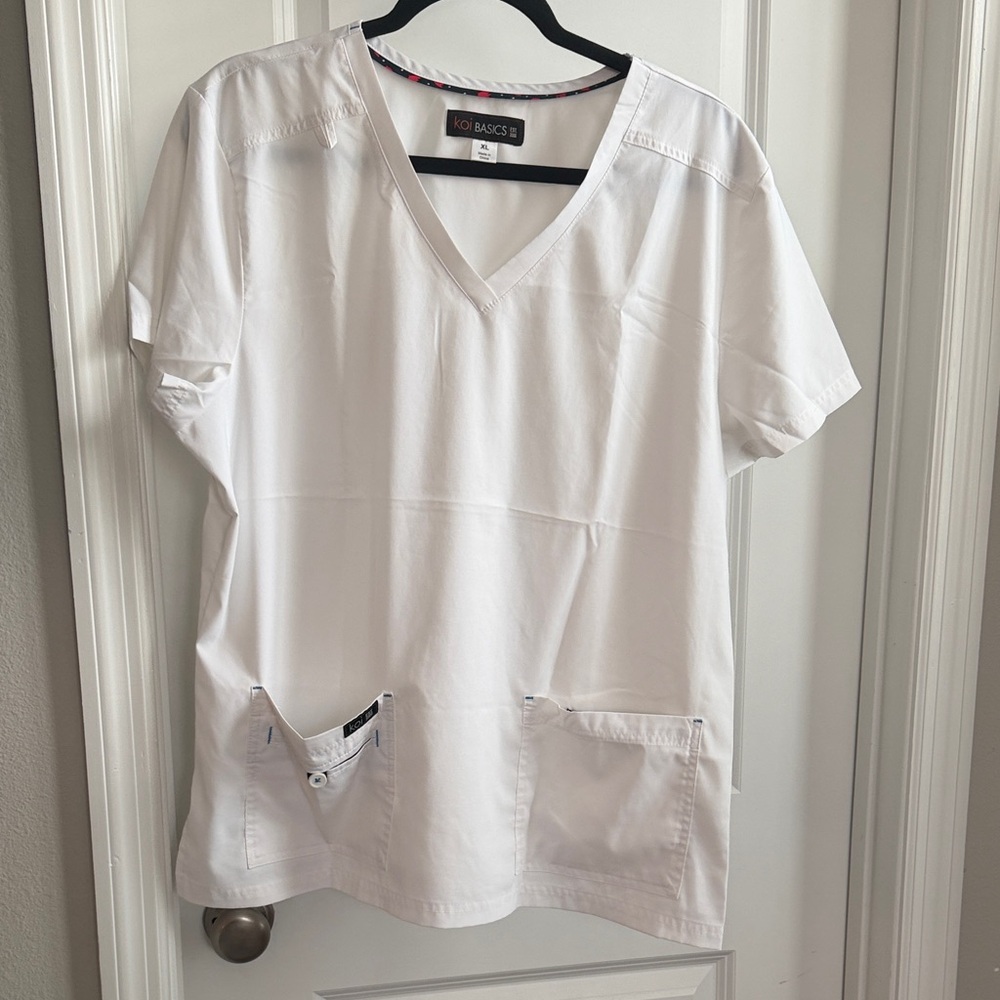 Koi White V-Neck Scrub Top with Pockets